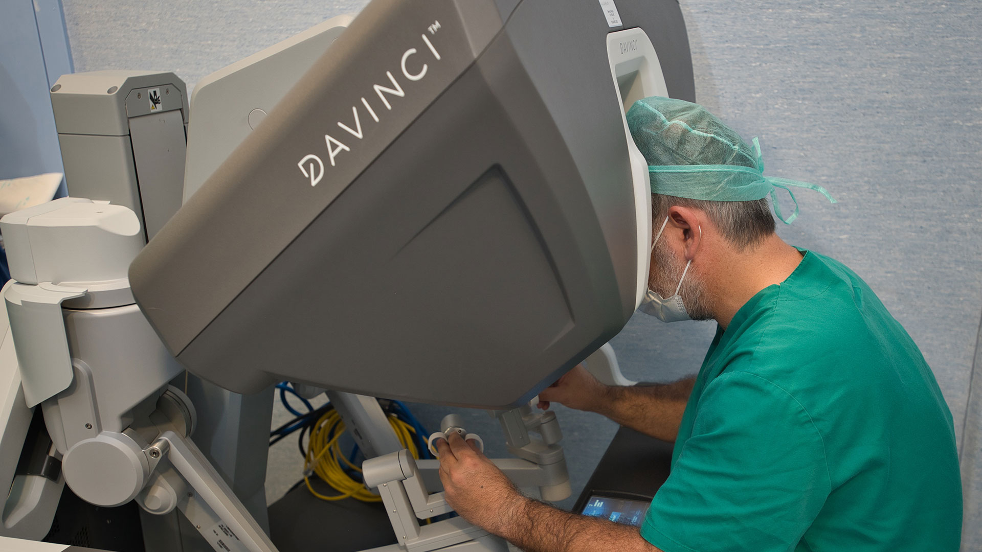 Piezosurgical maxillo-malar osteotomies